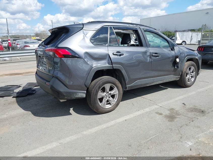 2023 Toyota Rav4 Xle
