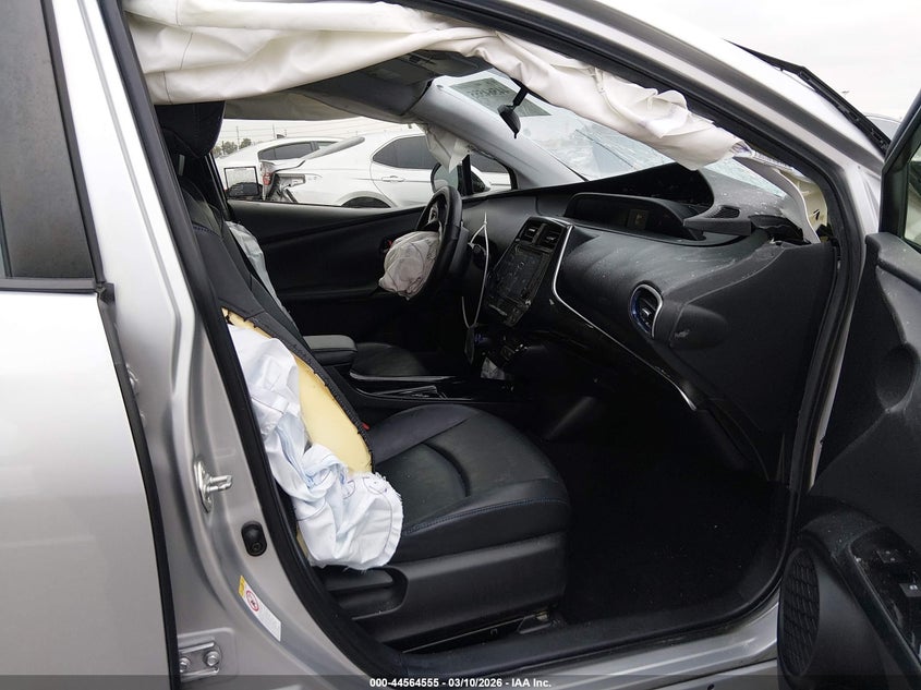 2018 Toyota Prius Three Touring