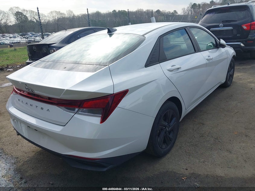 2021 Hyundai Elantra Sel