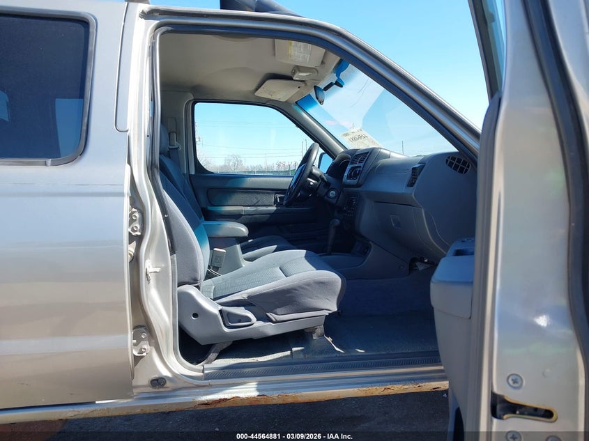 2001 Nissan Frontier Xe-V6