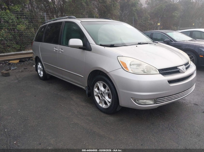 2004 Toyota Sienna Xle