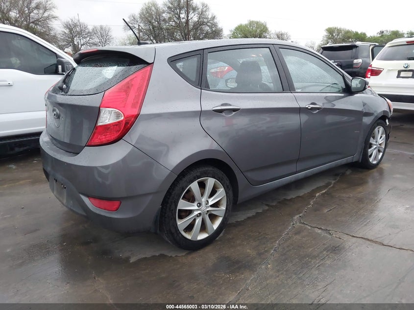 2014 Hyundai Accent Se