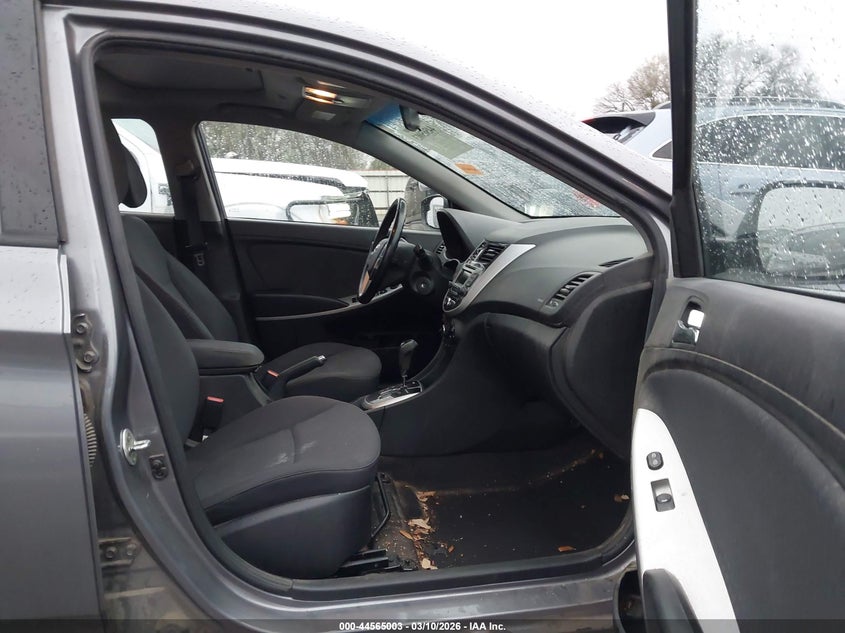 2014 Hyundai Accent Se