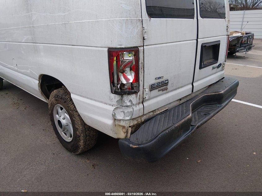 2013 FORD E-250 auction photo 6