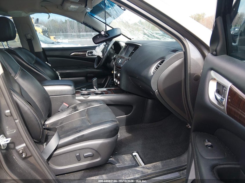 2015 Nissan Pathfinder Sl