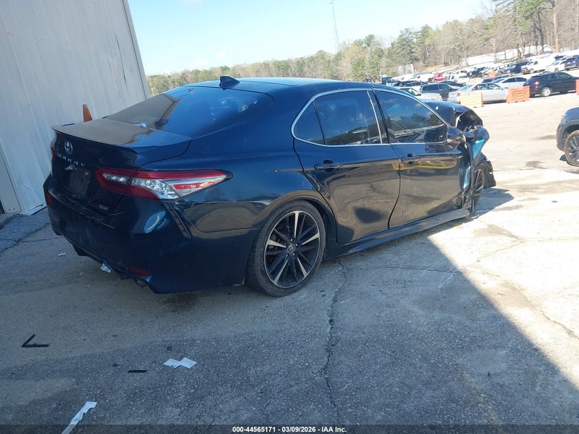 2019 Toyota Camry Xse