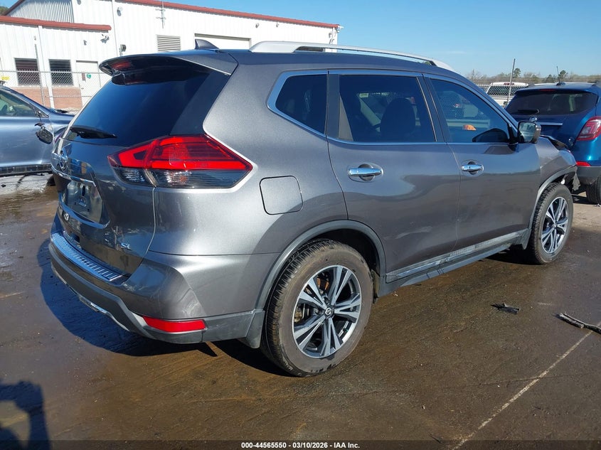 2017 Nissan Rogue Sl