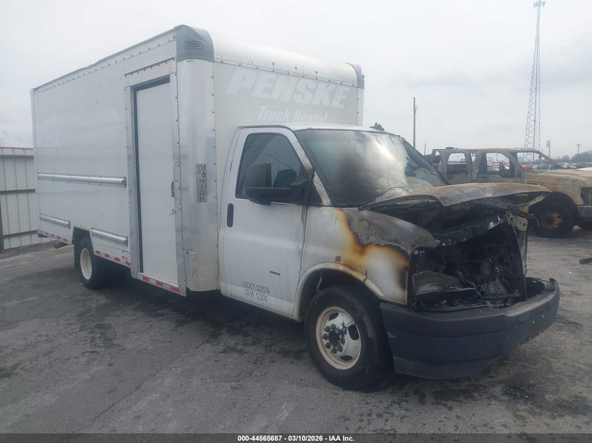 2022 GMC SAVANA CUTAWAY WORK VAN