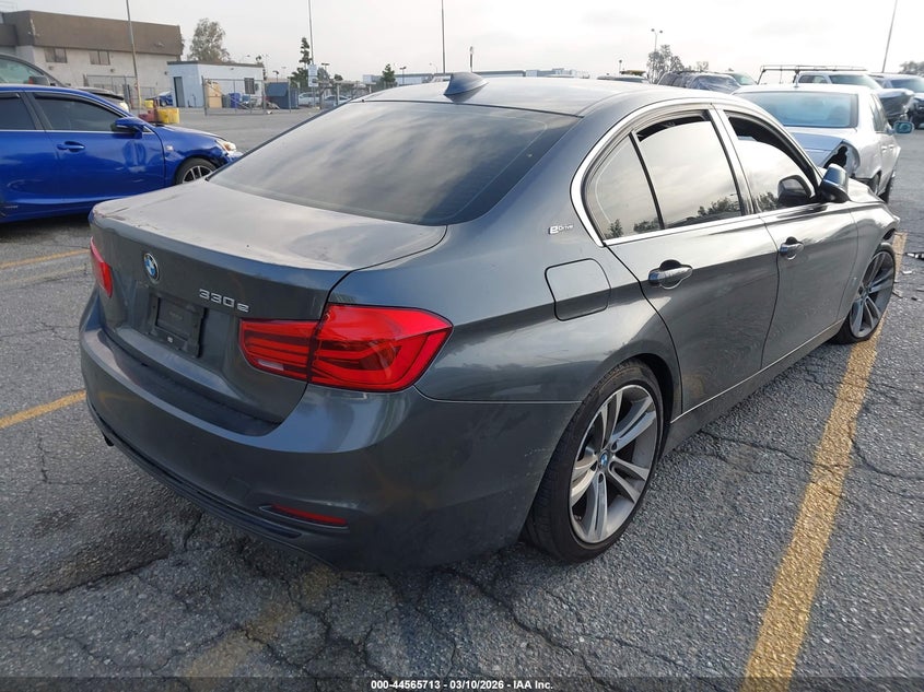 2018 BMW 330E Iperformance