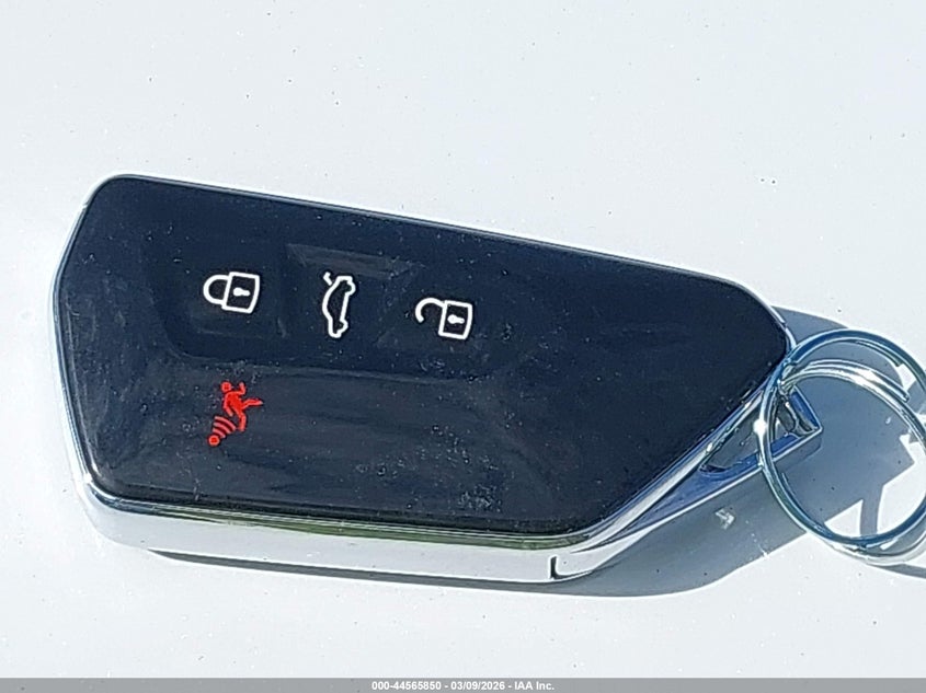 2021 Volkswagen Id.4 Pro S VIN: WVGTMPE26MP060197 Lot: 44565850