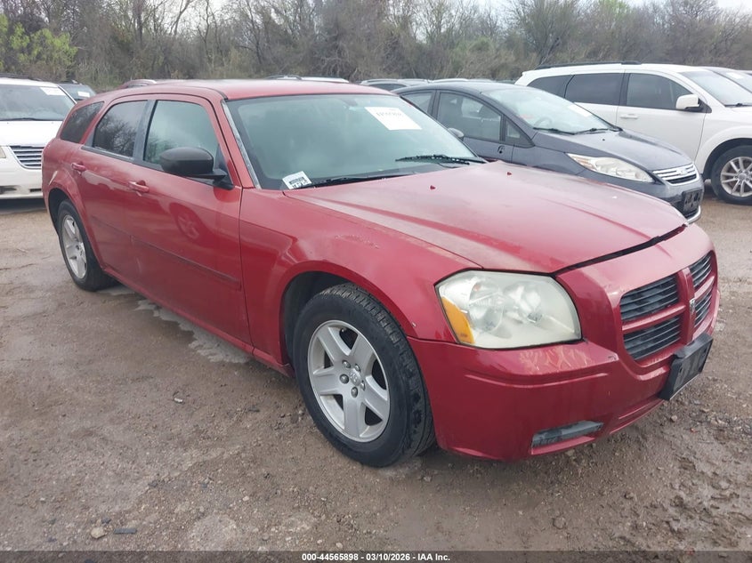 2005 Dodge Magnum Se