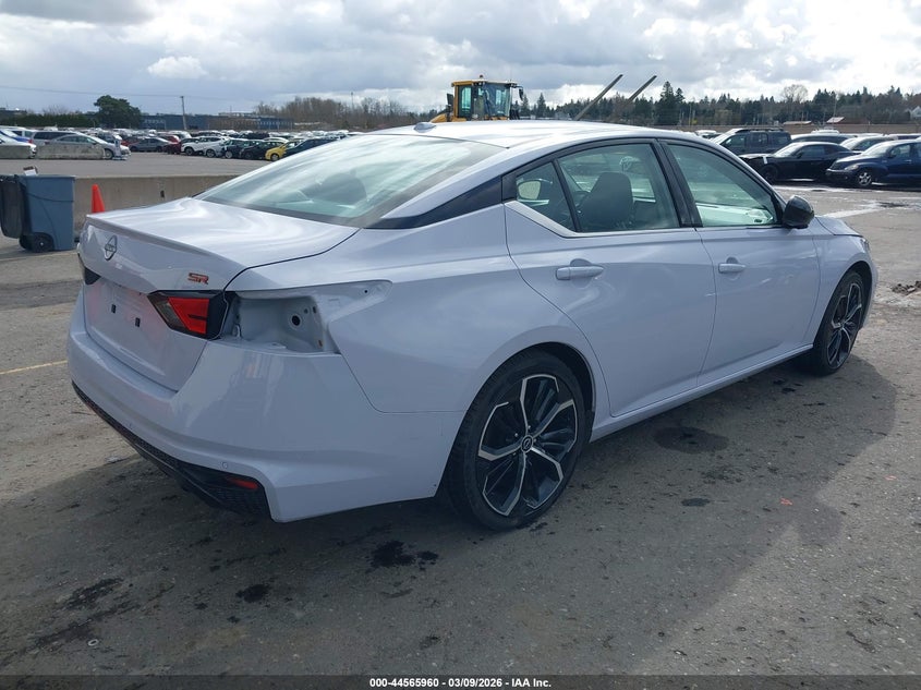 2024 Nissan Altima Sr Fwd