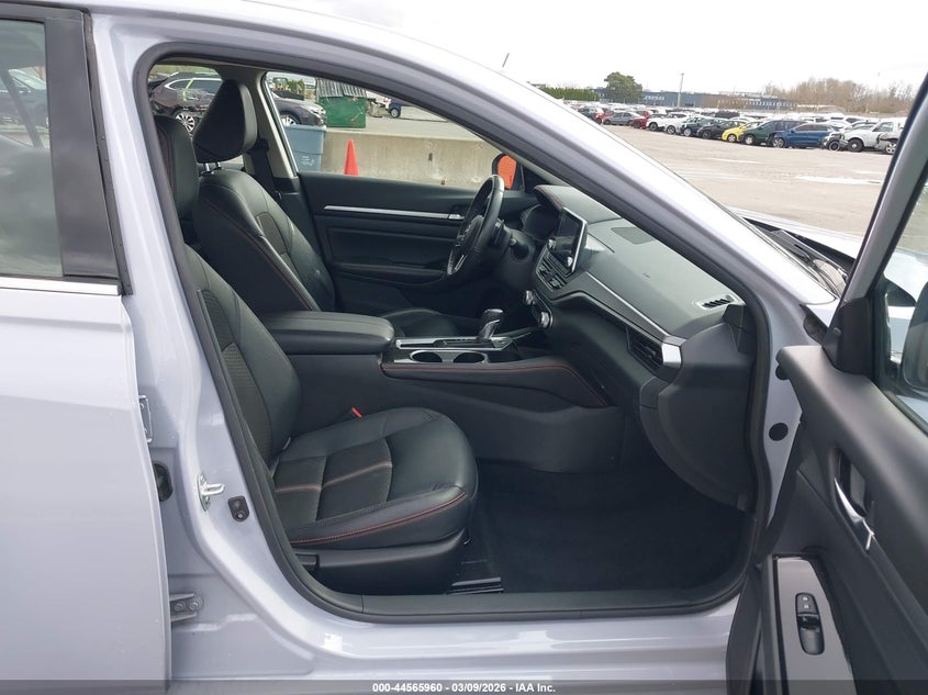 2024 Nissan Altima Sr Fwd