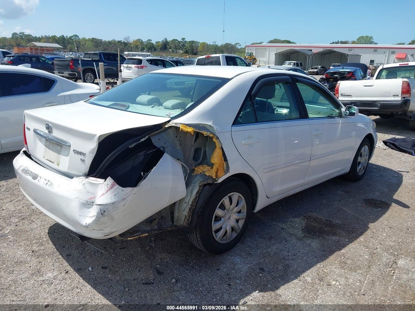 2005 Toyota Camry Le