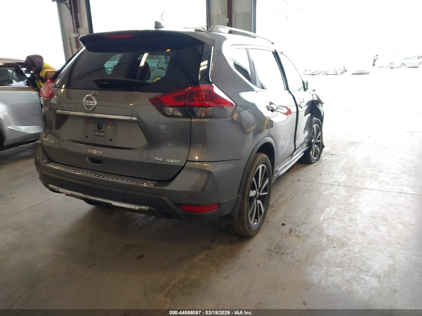 VIN 5N1AT2MV0KC714902 2019 NISSAN ROGUE SL