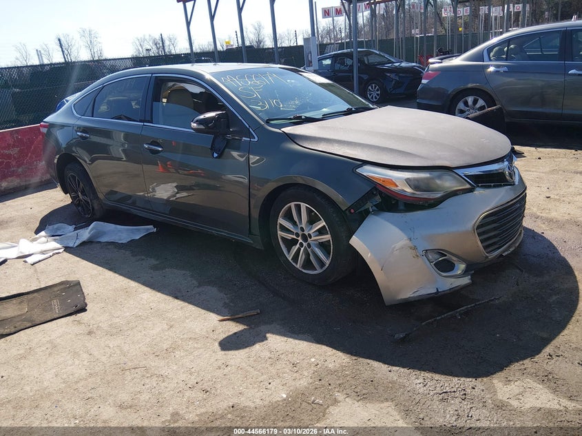 2013 TOYOTA AVALON XLE PREMIUM