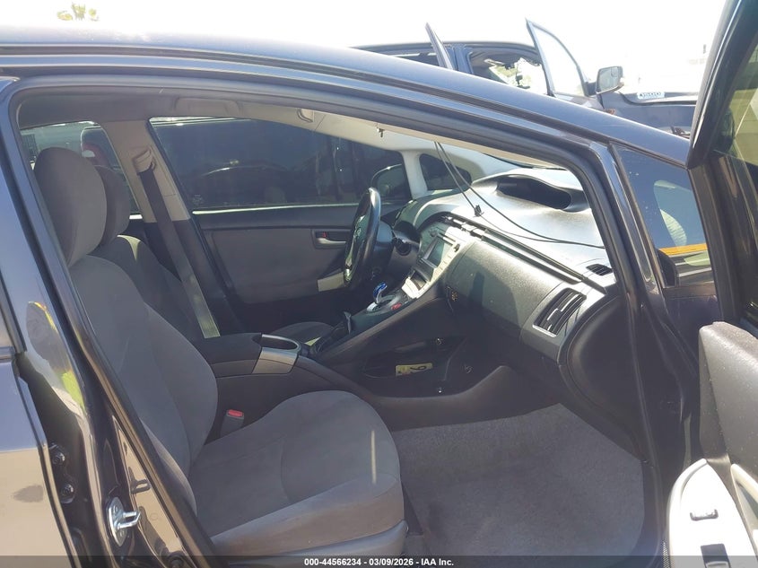 2015 Toyota Prius Three