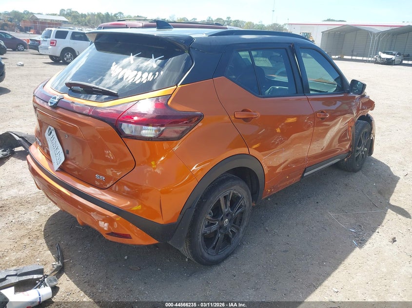 2021 Nissan Kicks Sr Xtronic Cvt