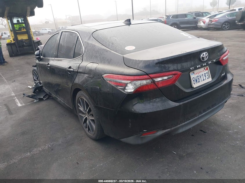 2021 Toyota Camry Xle