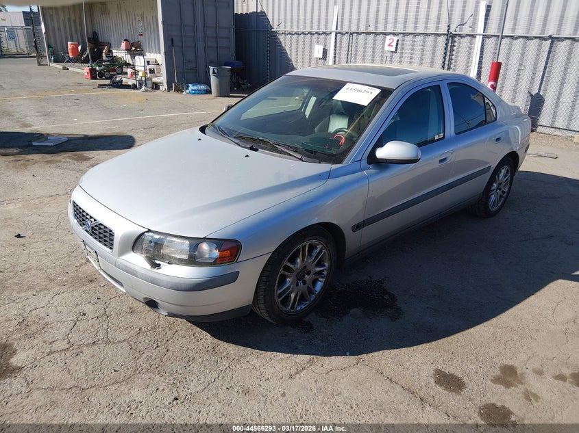 2001 Volvo S60 T5