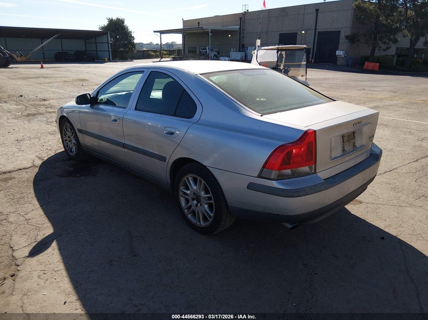 2001 Volvo S60 T5