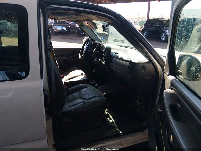 2004 Chevrolet Silverado 1500 Work Truck
