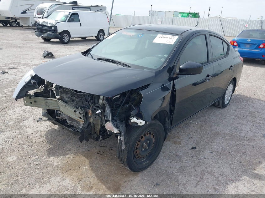 2016 Nissan Versa 1.6 S+