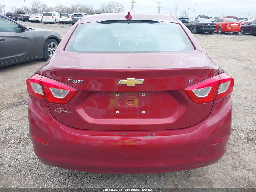 2018 Chevrolet Cruze Lt Auto #16