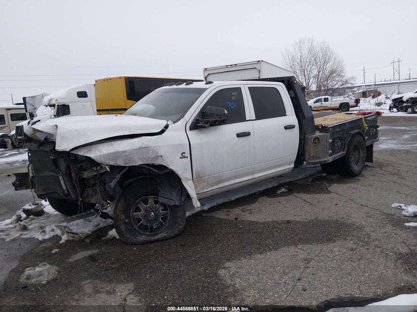 3C63DRGL6CG205738 2012 Ram 3500 Ram St white