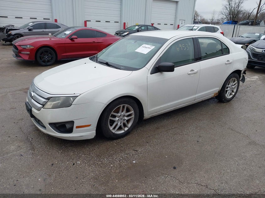 2010 Ford Fusion S