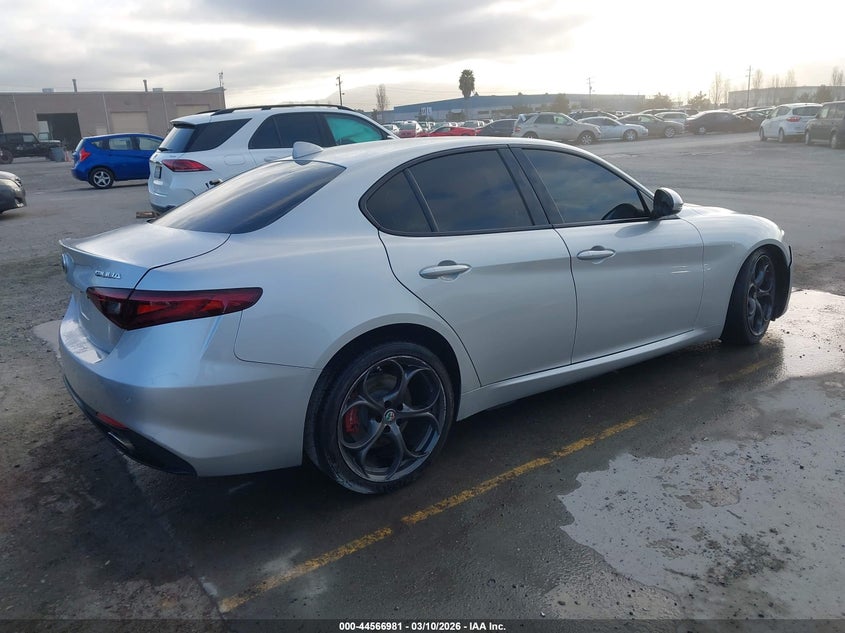 2019 Alfa Romeo Giulia Ti Sport Rwd