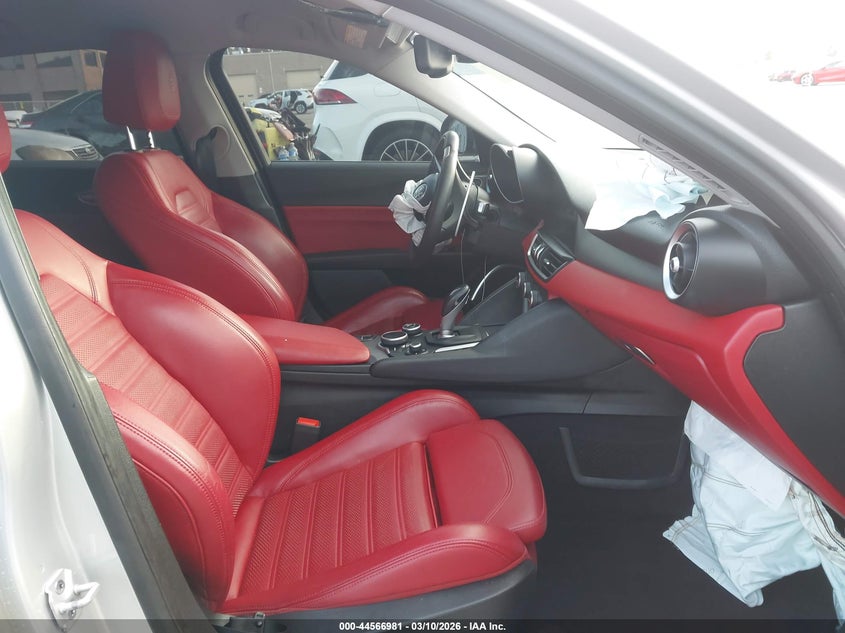 2019 Alfa Romeo Giulia Ti Sport Rwd