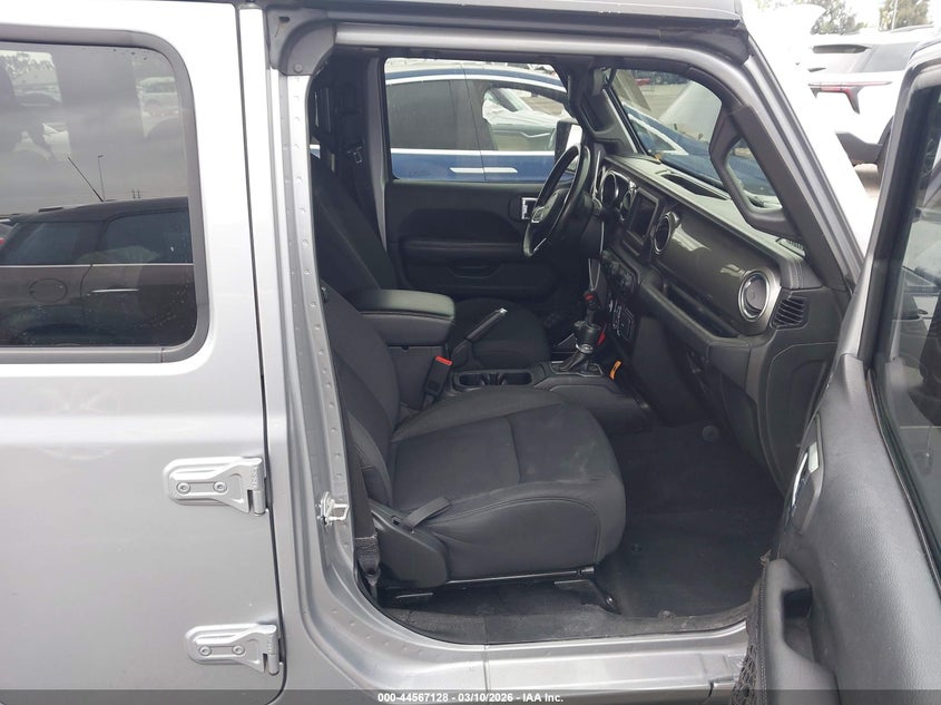 2020 Jeep Wrangler Unlimited Sahara 4X4