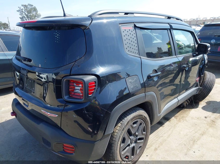 2018 Jeep Renegade Trailhawk 4X4