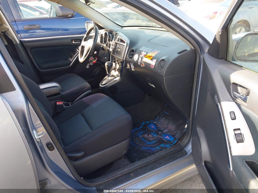 2005 Toyota Matrix Xr