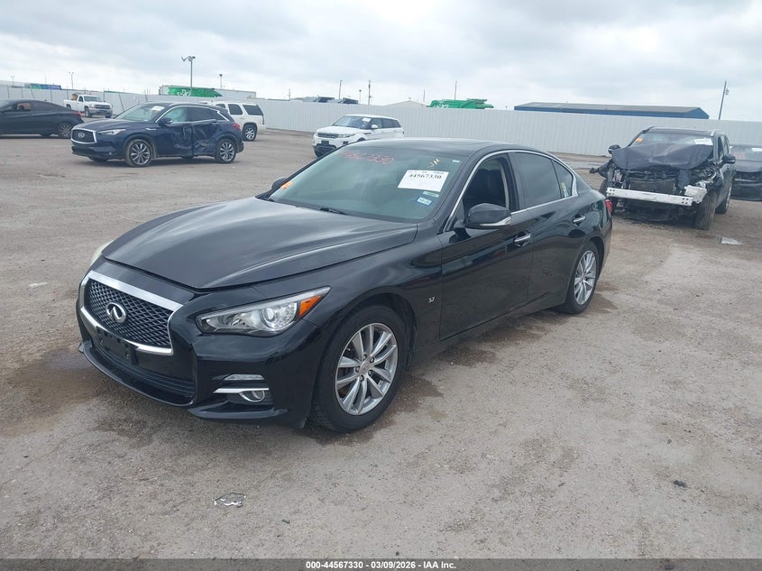 2015 Infiniti Q50 Premium