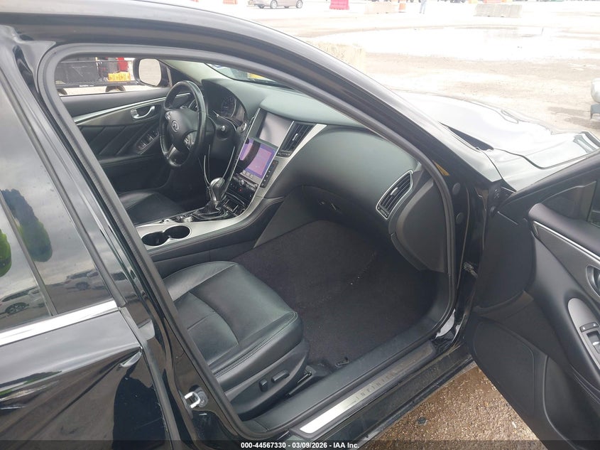 2015 Infiniti Q50 Premium