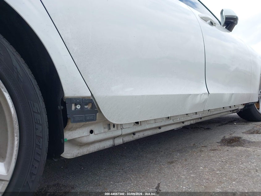 2018 Volvo S90 T5 Momentum VIN: LVY102MK0JP068571 Lot: 44567340