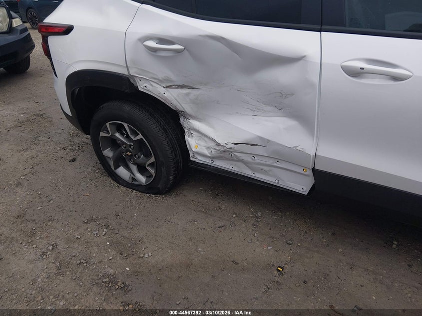 VIN KL77LHEP8SC344443 2025 CHEVROLET TRAX FWD LT