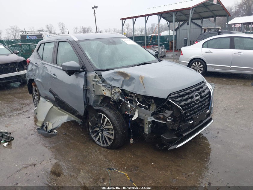 2023 NISSAN KICKS SV XTRONIC CVT