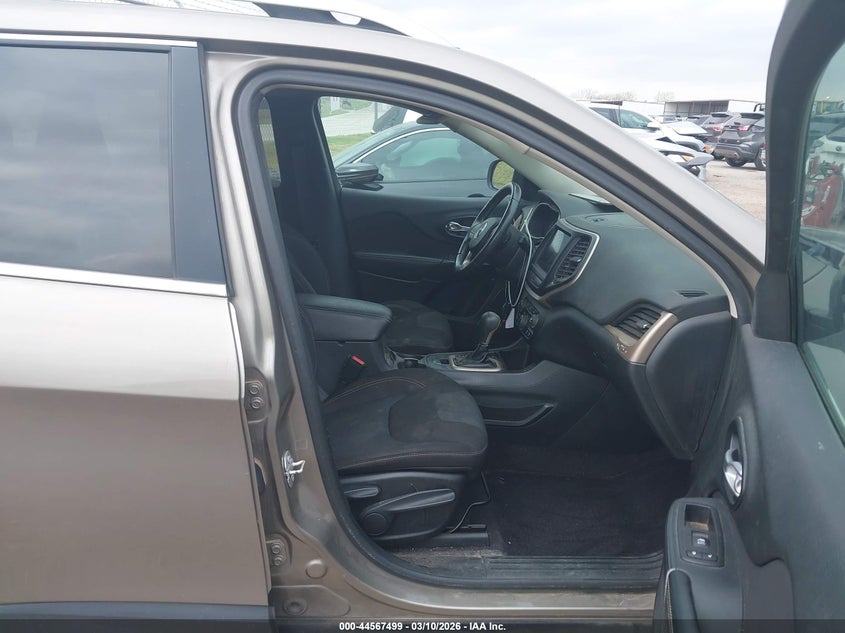 2016 Jeep Cherokee Latitude
