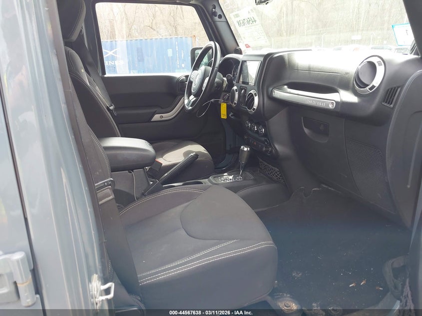 2014 Jeep Wrangler Unlimited Sahara