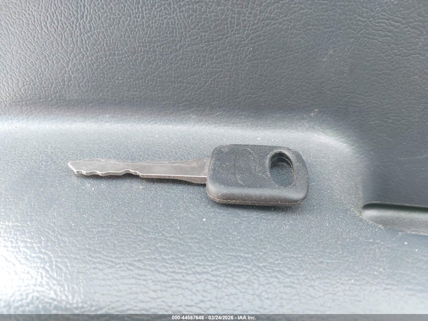 1996 Ford Crown Victoria Lx VIN: 2FALP74WXTX183533 Lot: 44567646