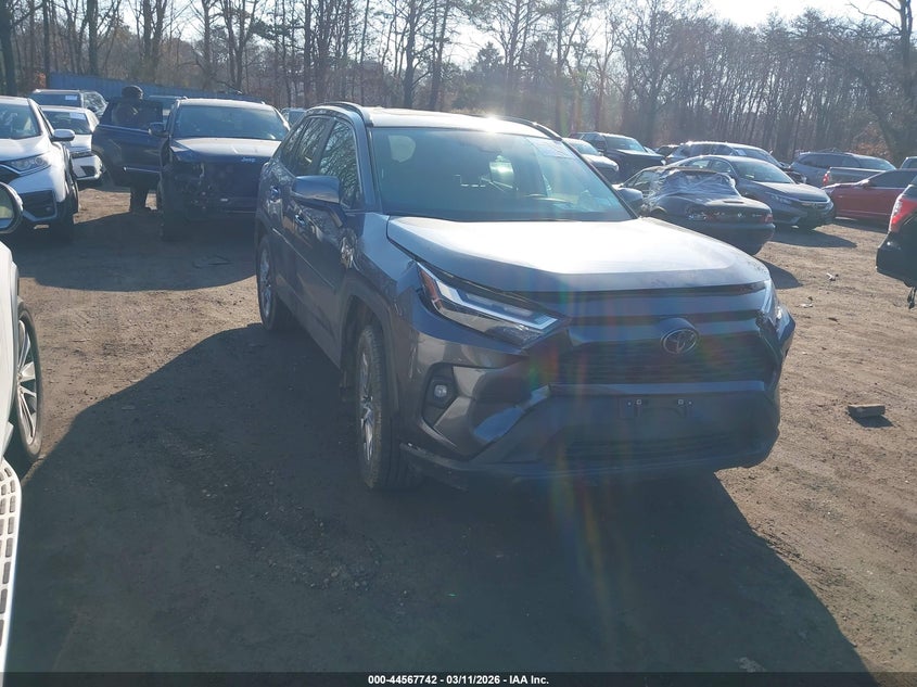 2024 Toyota Rav4 Xle Premium