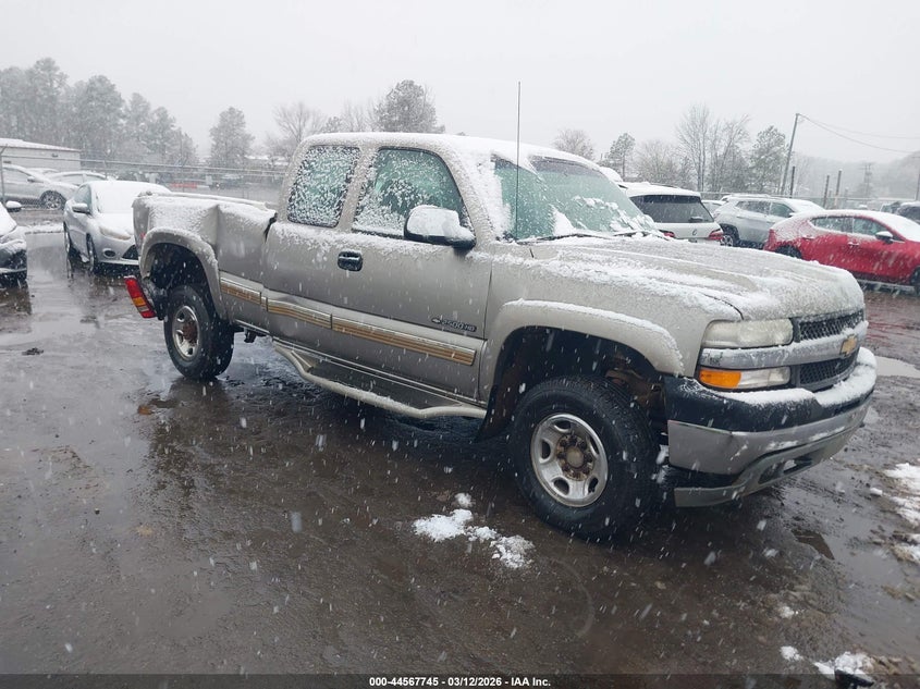 2001 CHEVROLET SILVERADO 2500HD LS