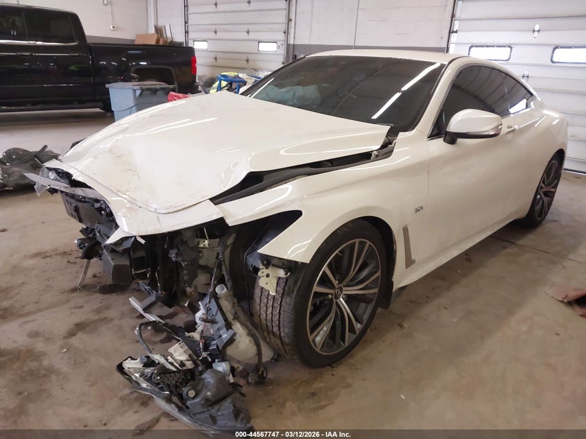 2020 Infiniti Q60 Luxe