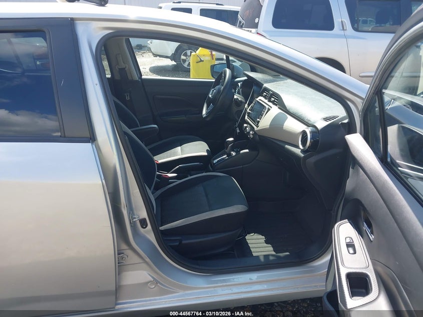 2020 Nissan Versa Sv Xtronic Cvt