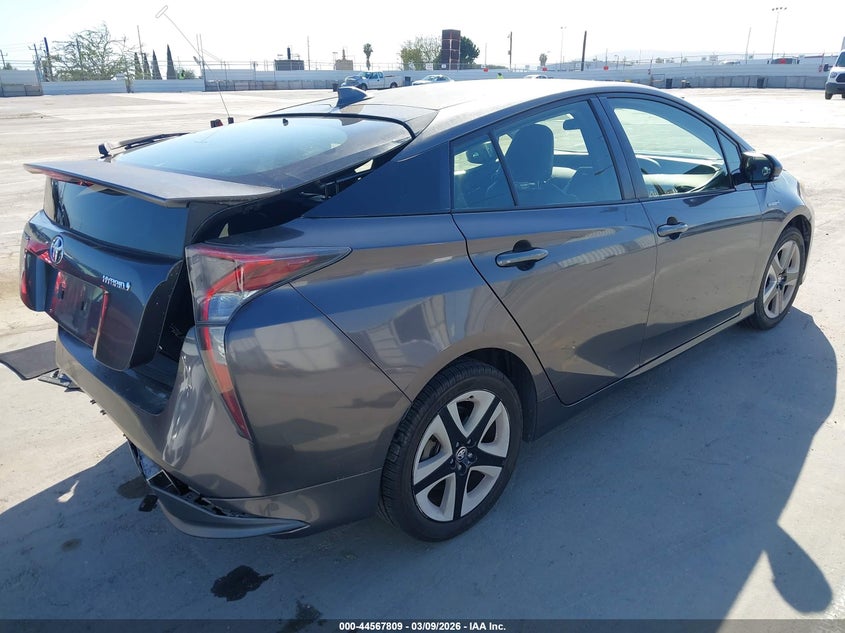 2016 Toyota Prius Three Touring