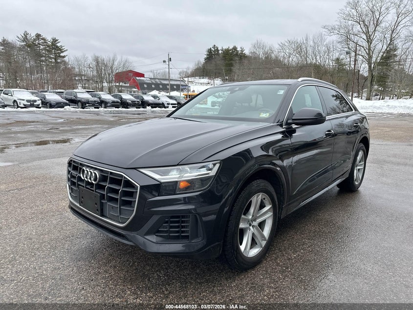 2019 Audi Q8 Premium