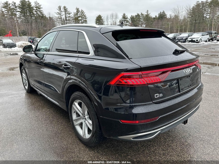 2019 Audi Q8 Premium